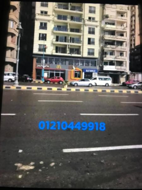شقة مطلة على البحر 409